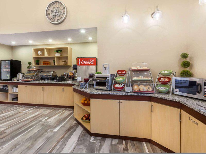 D21E6A792E8D66A31E83C972CBD682DB