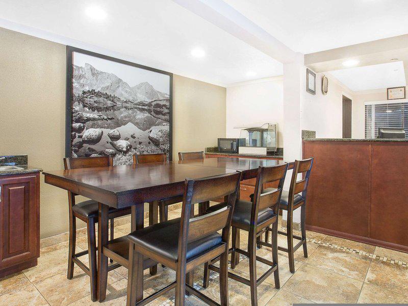 402C08318FF9362856EC292F0E2B8F7E