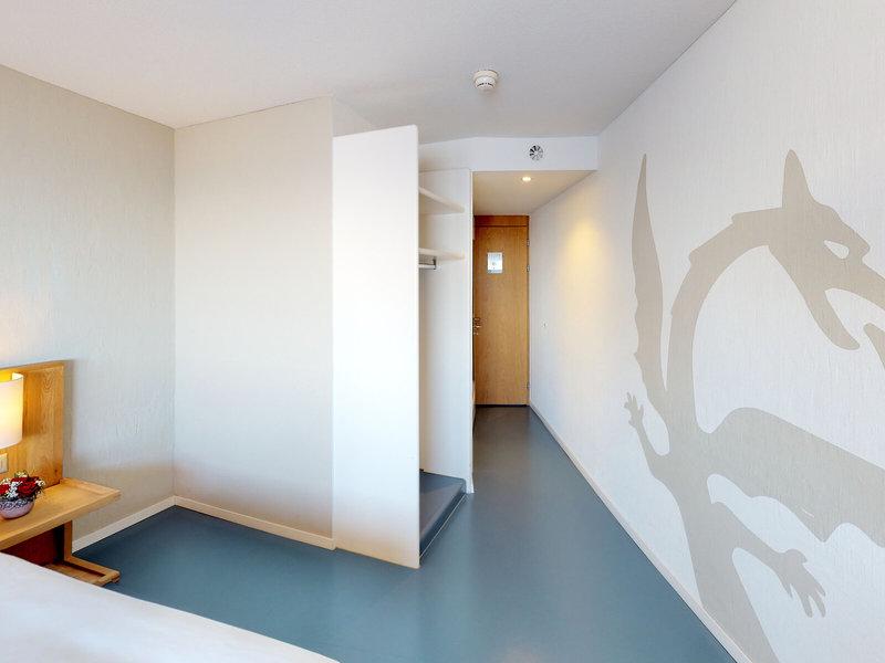 44580FB699EBC9EEC3726527402D1853