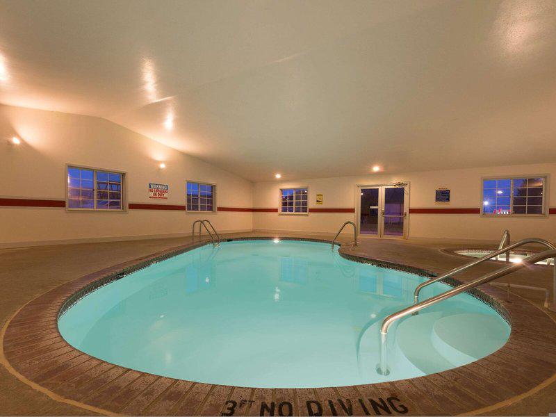 DF17B57BDD64E945AEAD376A1ADA18A3