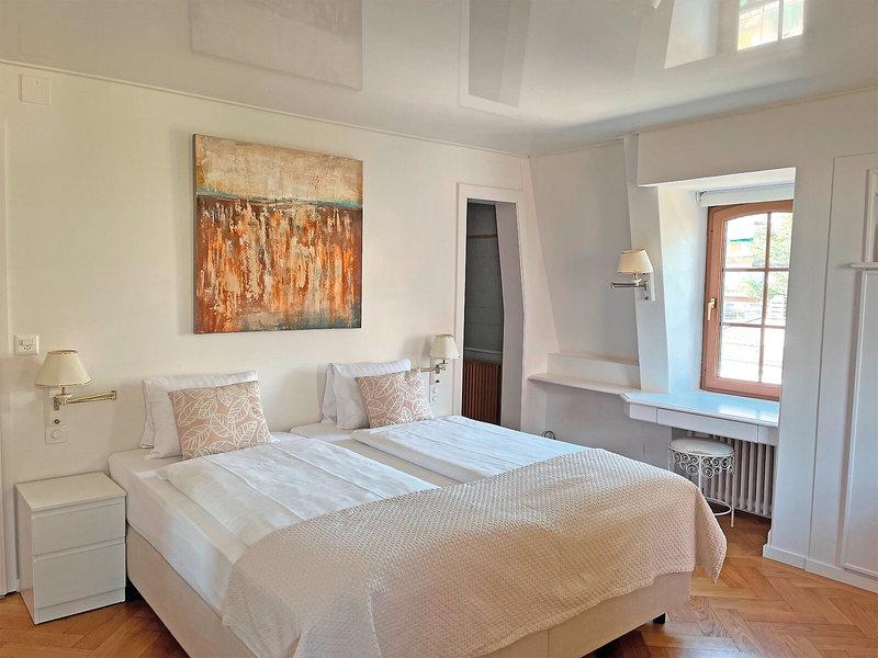 042658A66212751E2939A306DB9D4FB0