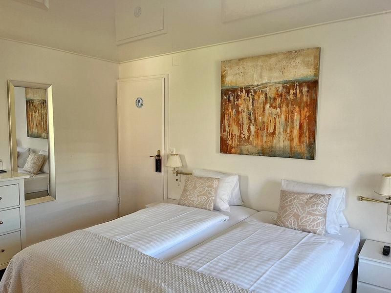 DED68AAA415B4C89C197F7FE437CE576