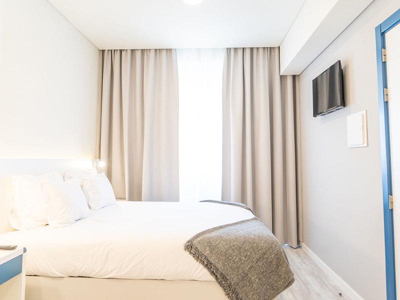 18EC2D60012277A14C85DC4689A1671E