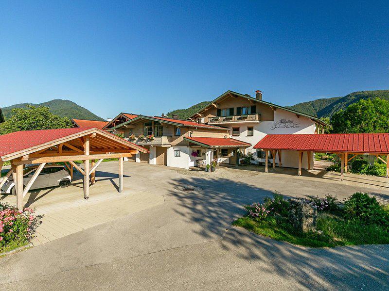 04EE0E2ECF81A158CA154B8C42EAD620