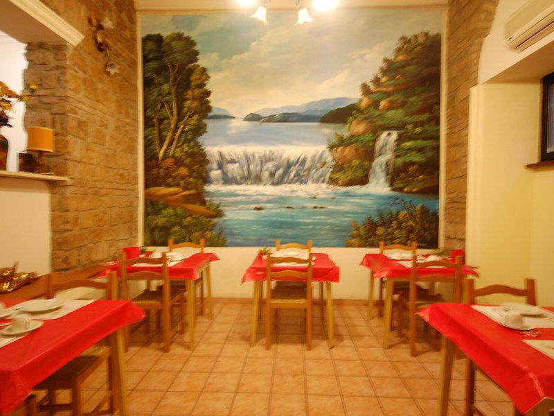 AA98D9D94B7D4B57828AFAA95135BA04