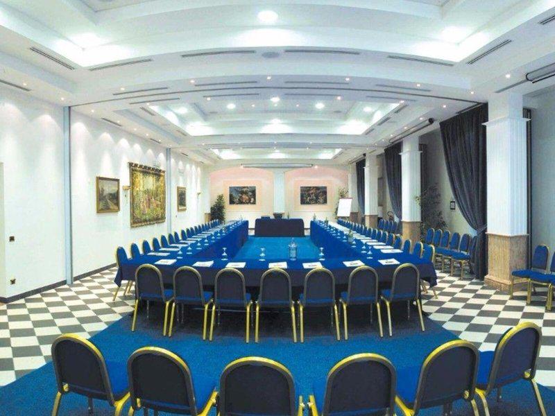 4F3A61B47288954AC1D9C2C3753E6BCF