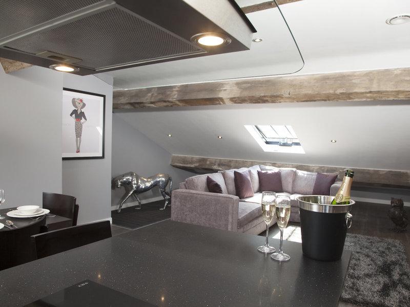 E39FE4747557EACF4A8420630874C4F7