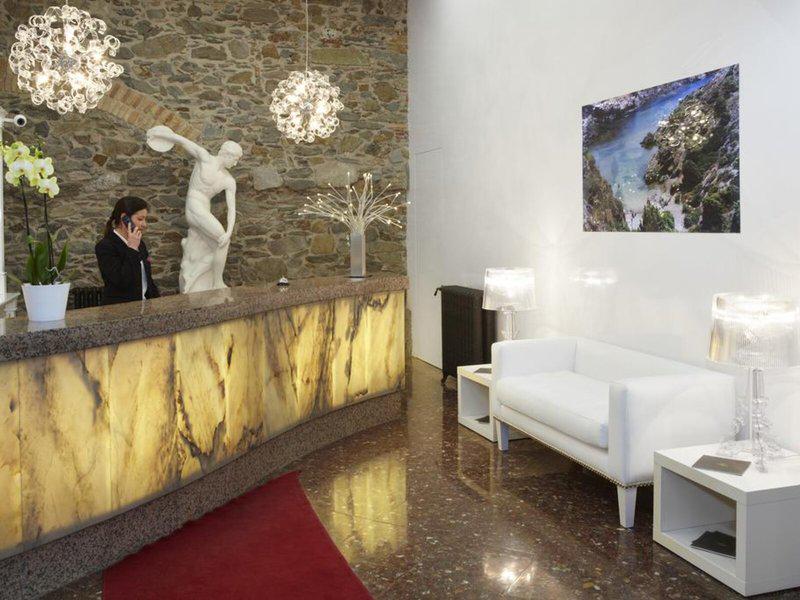 949B81AD67A8FE93DDAB705044526FB8