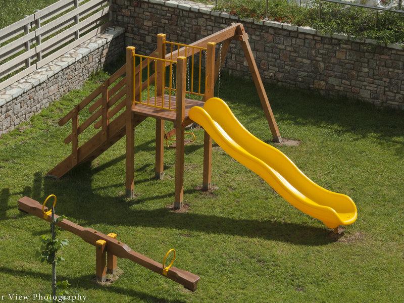 251F38E1AD6897D623C229D44A435984