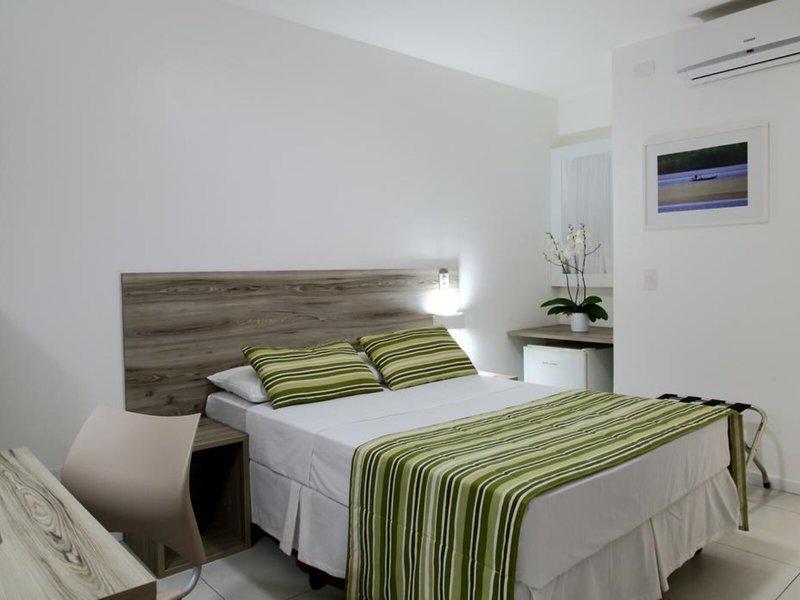 1FE0D87163340EDCB381E70E3B87FE04