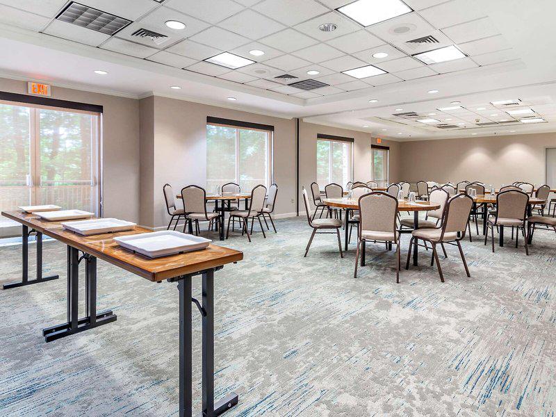 5EBA83679A45F5D8C2874108625F96D6