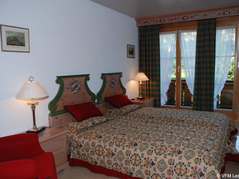 CC8D625883E34F2D23DC41EB7EFD678A