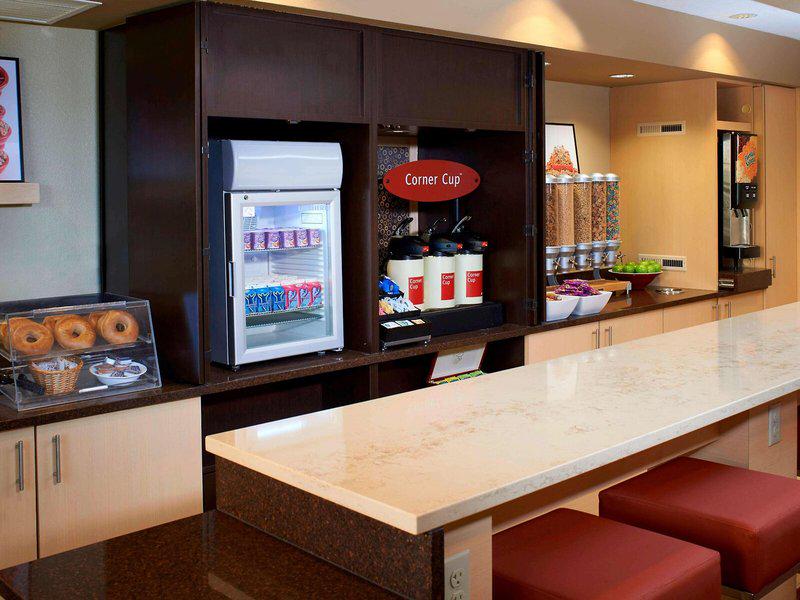 E25256BE8FE09953D82E8CAA6E00BBD2