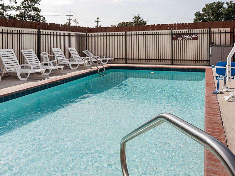 F621B4A7C59A99D0A4DD54D6100CB833