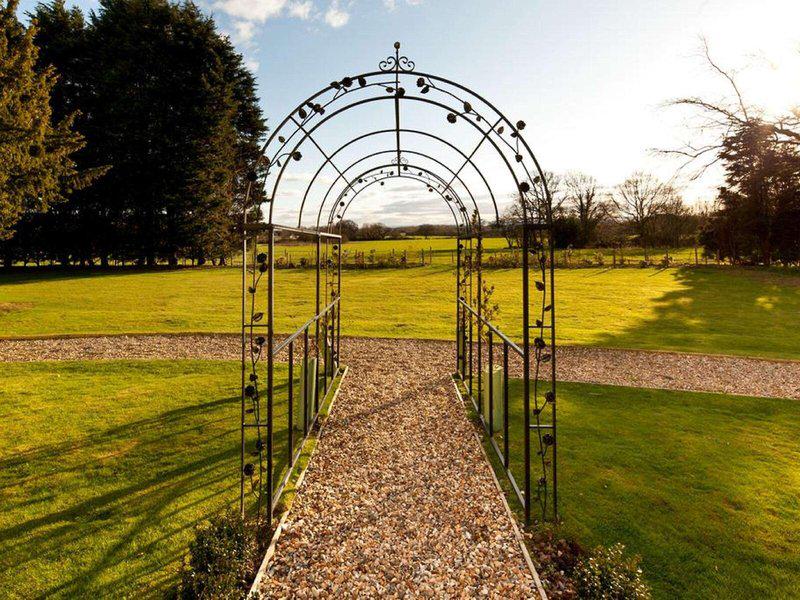 399811515CF9F2D29F85242C5F808386