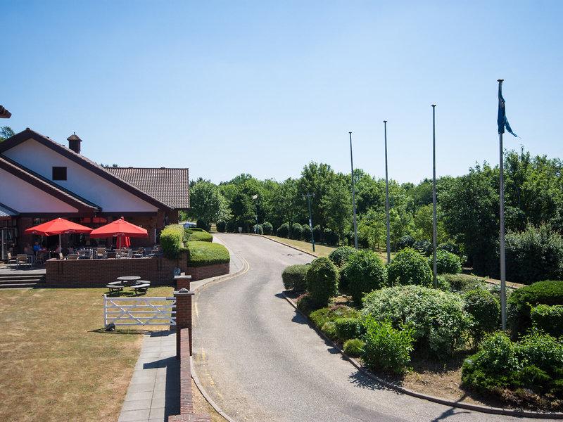 A9C2F6324746213D48BDA947581067D8