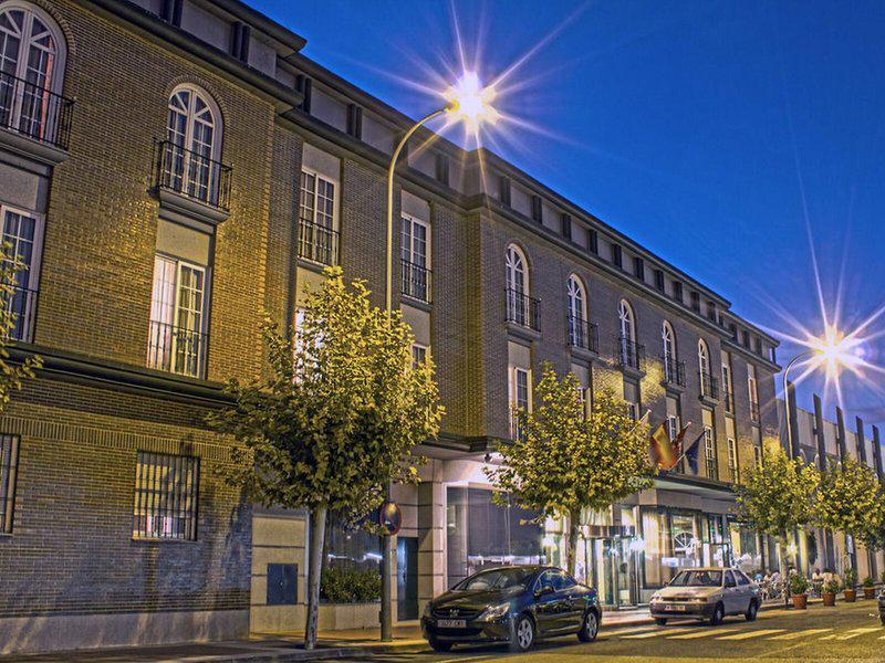 3C51E951AB8D92D6461B4EBC45DA1F28