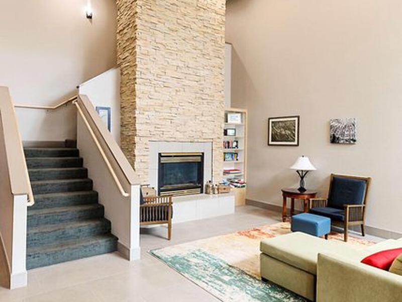 3C23D06BAE6F96D6B77E00F09D15817D