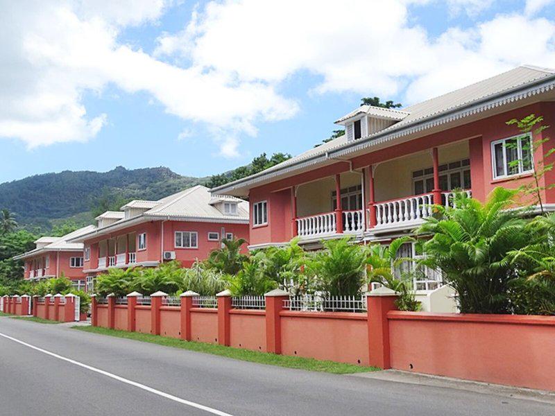 8357A712FF248447D2A68441C9C0880E