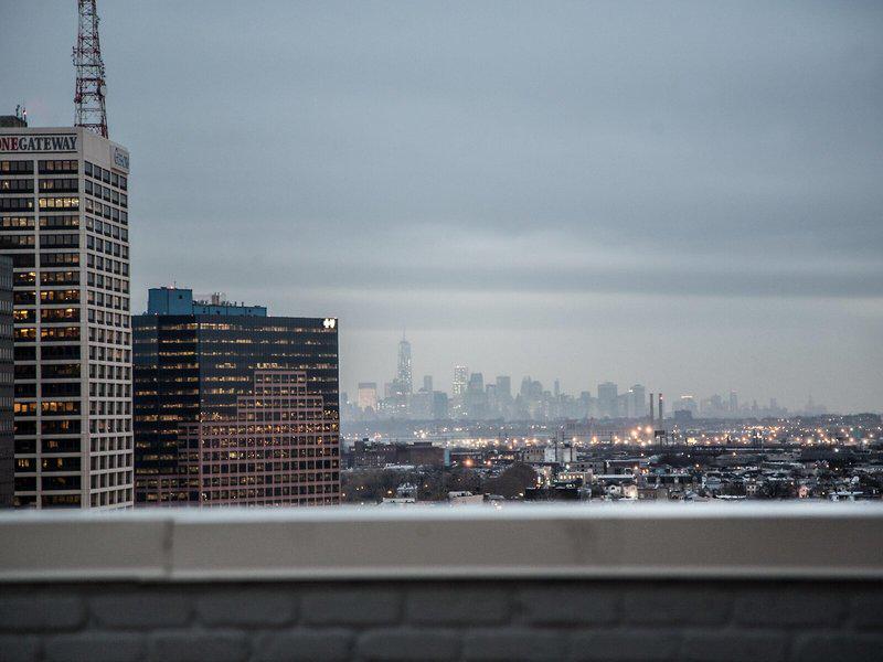 DC9D7EC99C681D0E54B9A89E296A8864