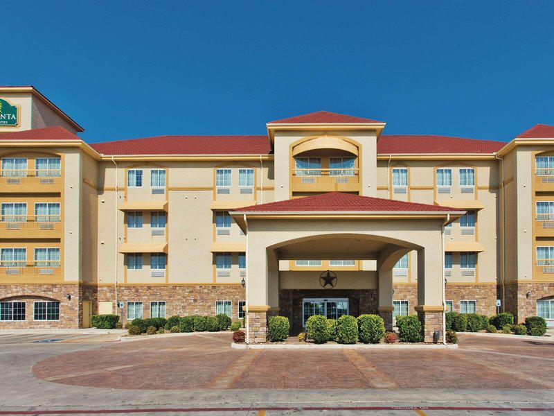 8DC171E6FC0F0B3E54E93274D6433974