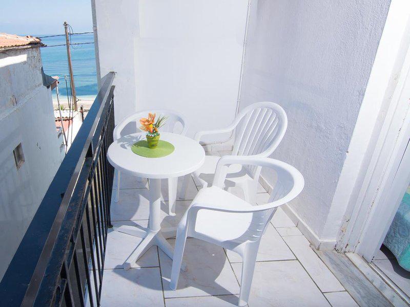 D7FEE69878EFFDE2F99C221774A4E4BA