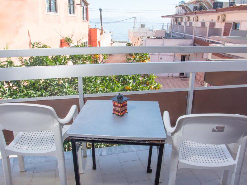 51EC757E3A49E0EBF6F2E26723105E77