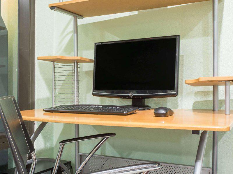 7D9D37E76FEB70C776DF94C34F06BE71