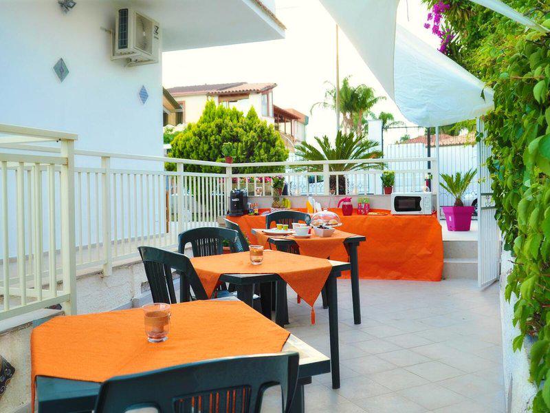 199329CDE12B8BC52D56F1076907B96C