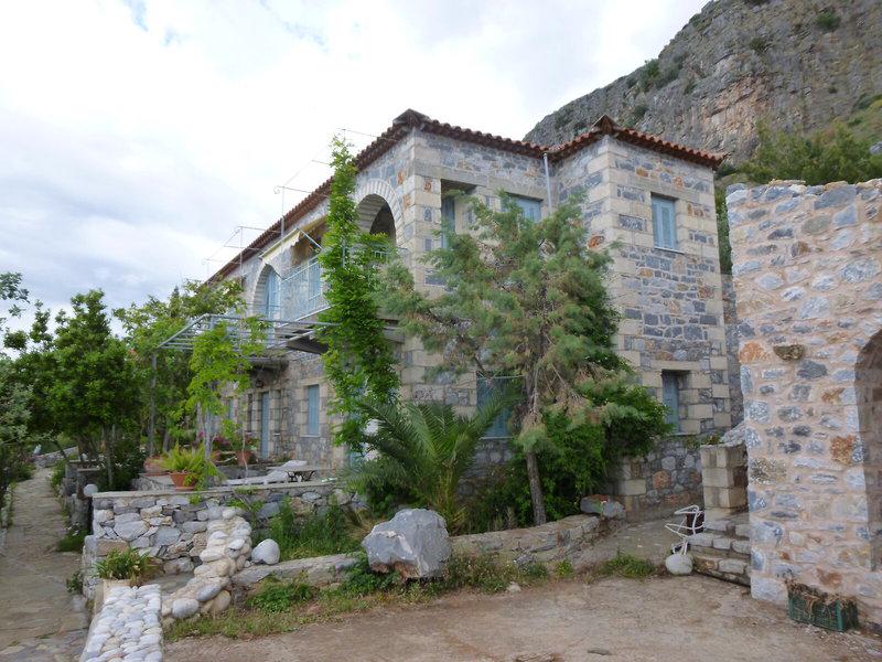 1F8CCEF9896DE985F37A24E249236599