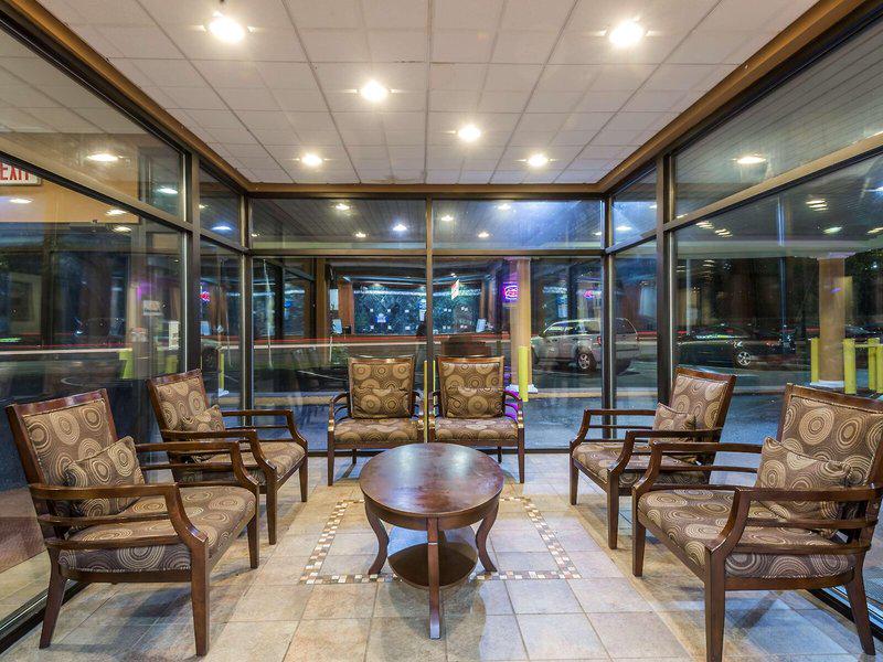 4560870ECA2567CBE3122A1097DEFF06