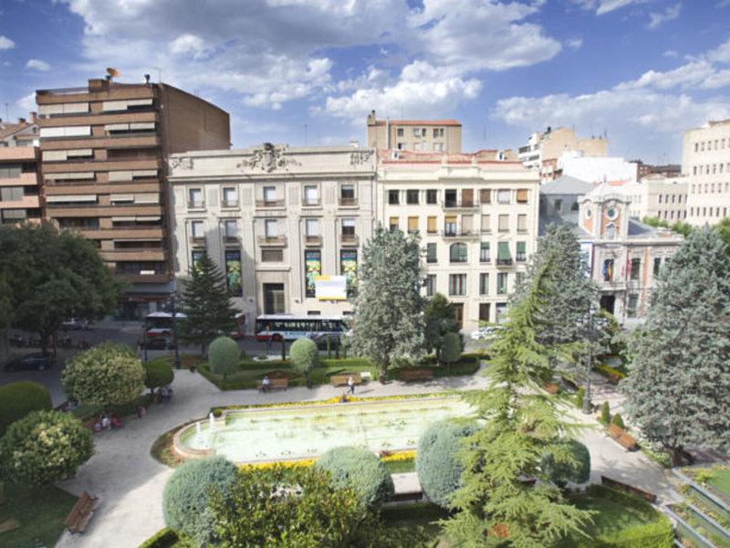 D653FB6E4F42A0C23B7D442F811C82B4