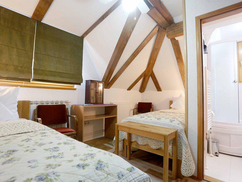 FE01A49B8C5DAB751DB69E8199626720