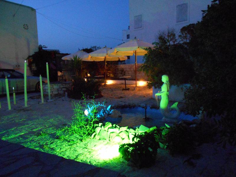 B815CB9D15E9F0BFF7212A3AE6B965B4