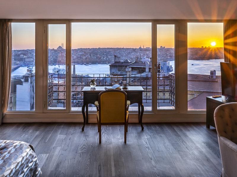 156610027E2FB3A7878D57C3314A8004