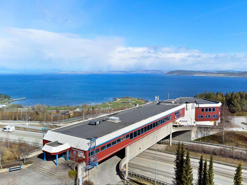 DA24275483E700D17902866B92B06D8B