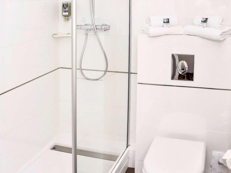 E017BB9C6993464DA6F75E7A54D1BEF6