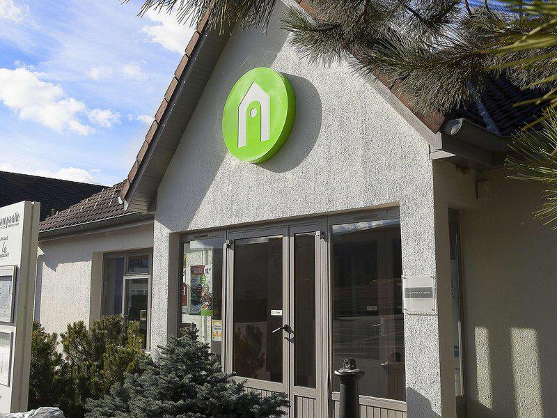 F452F2180F7BD4987167787E4D6193F4