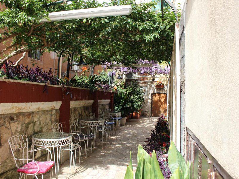 5B629AC63973A50D5972C4FB97DEA29C