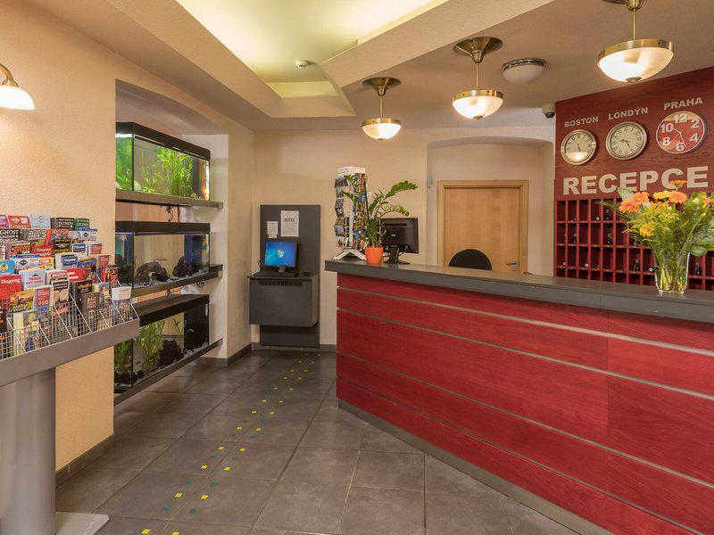 675C2B219831C1C1BEA367AB48261D49