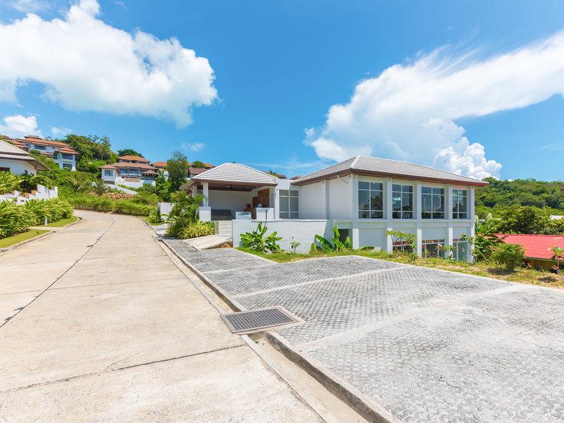 C6E3211FB21BF38C2F06D920A35C7785