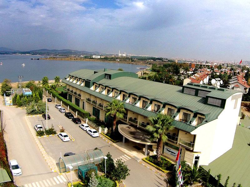 416EE3432F343CF2EE9F997179B2BE1C