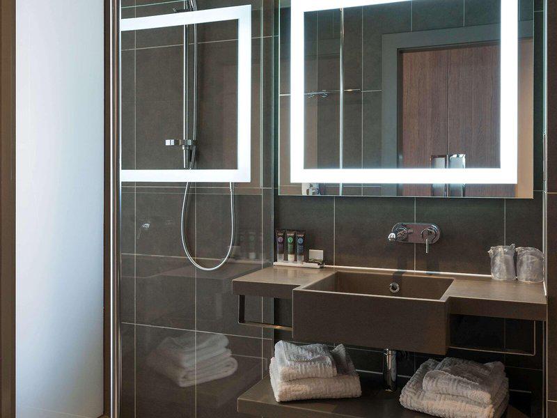 E053C6CEA9BB8FCC348A7FC0ED65D68F