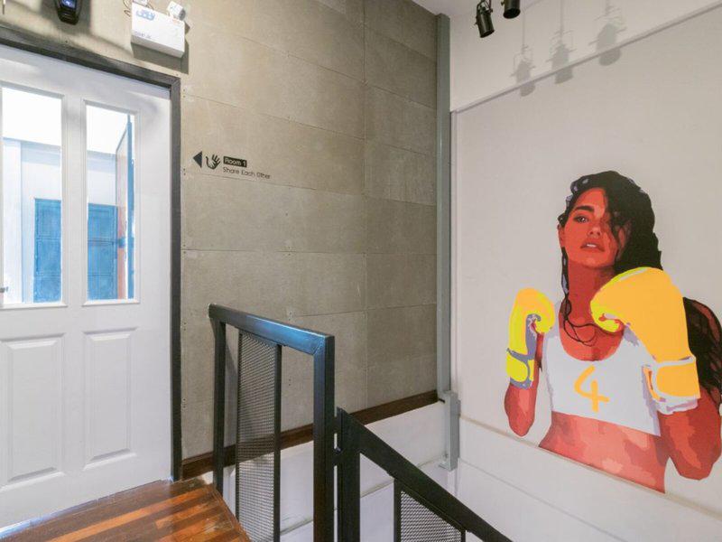 B8FC7635F9F805399F61AE0EFADB0EF6