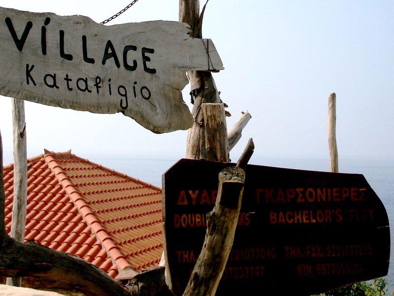 F7F69CD44CA06B8866721BBA5BE3D8B9