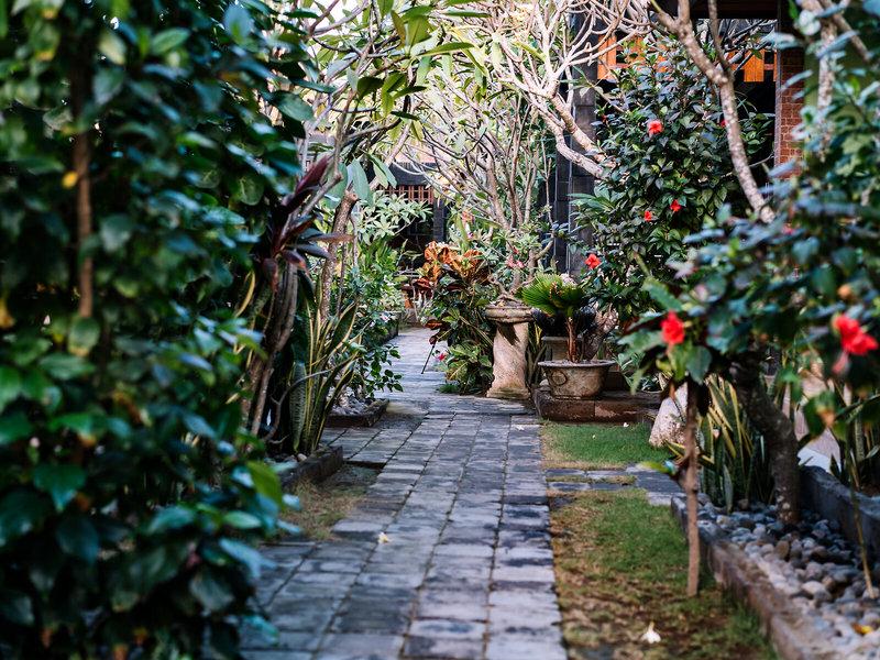 2350348DD24D3BC8AC1A25D3D20A0615