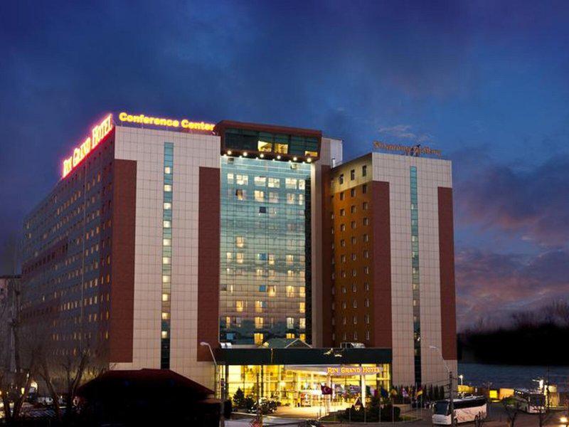 9DB5588FAABF3124E38C6186A427279F