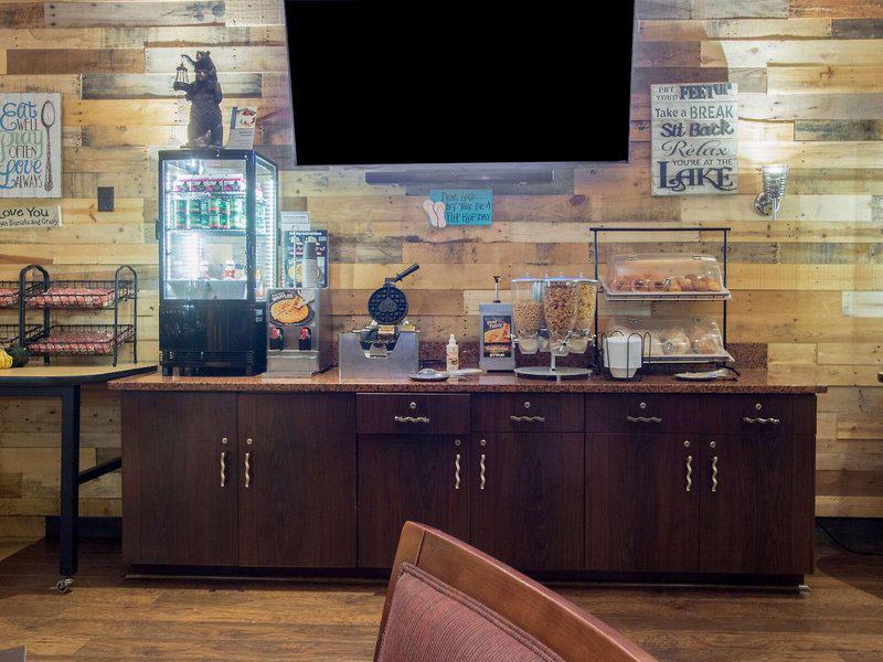 7080930B870446CB2AEB20E926B705AF