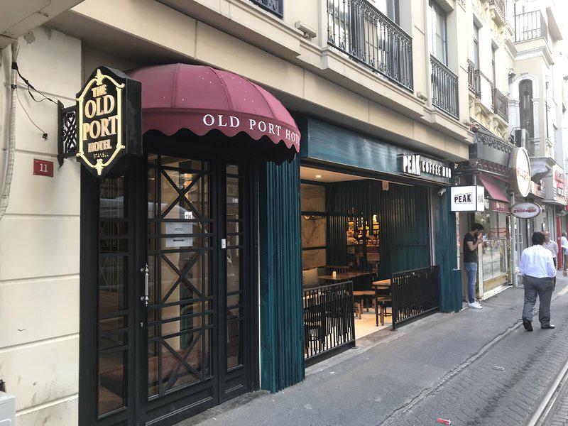 2E1A97D66AC38FFEB8EE3F58AC6C16F8