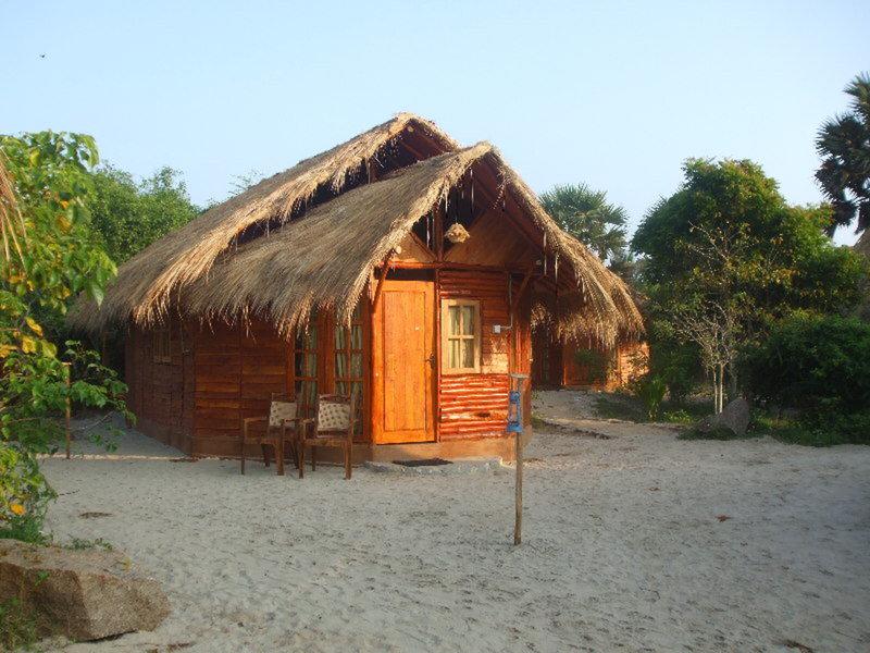 D1CEFB13E3353D04EC83E6347B2266F4